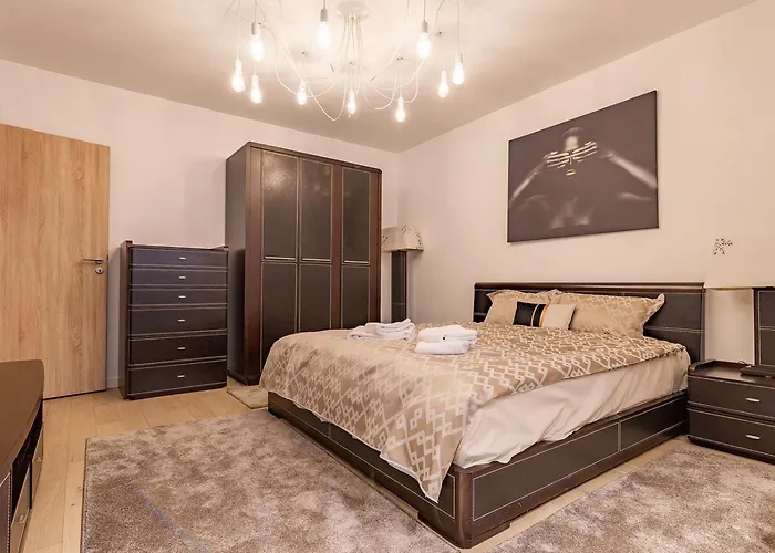 New Central Luxury Studio Near Afi Mall And Old Town By Mm Host