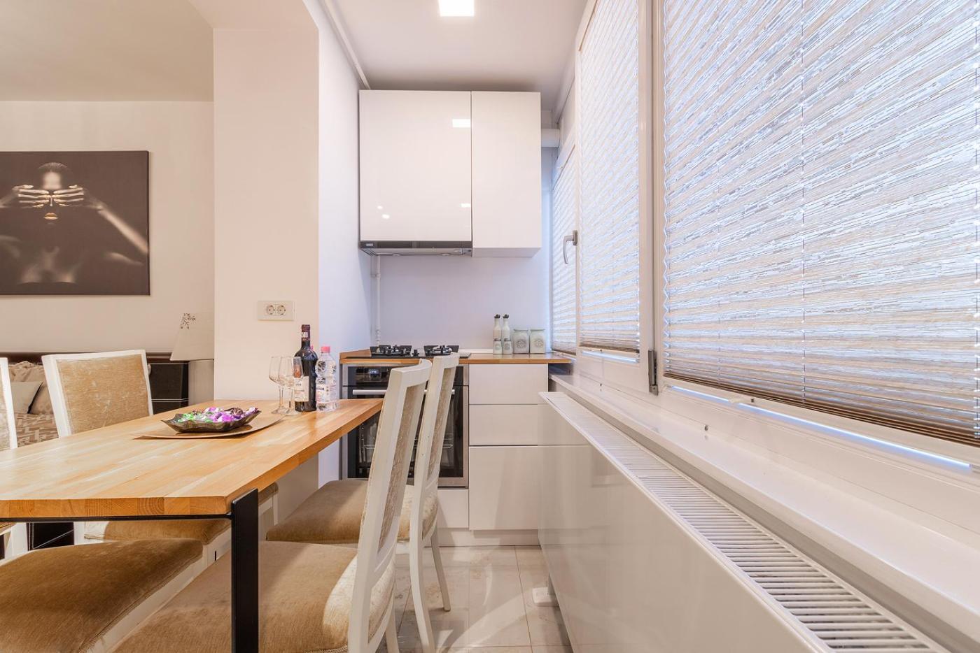 New Luxury Near Afi Mall And Old Town By Mm Host Apartment